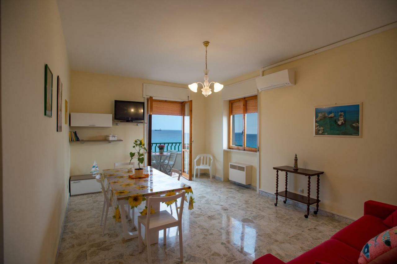 Al Tramonto Apartment Gallipoli Bagian luar foto